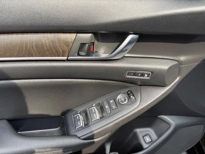 2020 Honda Accord Touring 2.0T Auto