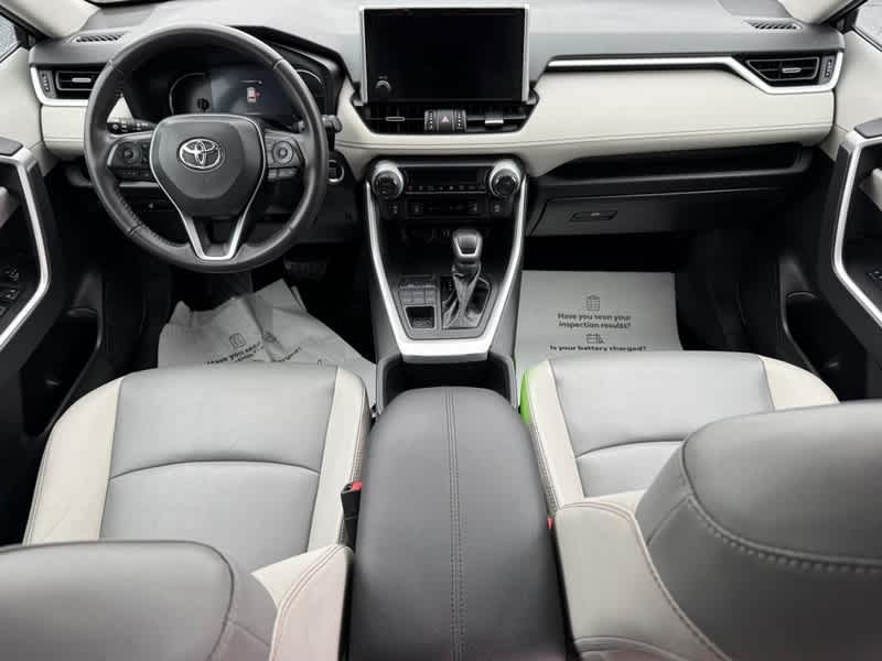 2023 Toyota RAV4 XLE Premium AWD