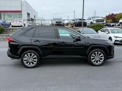 2022 Toyota RAV4 XLE Premium AWD