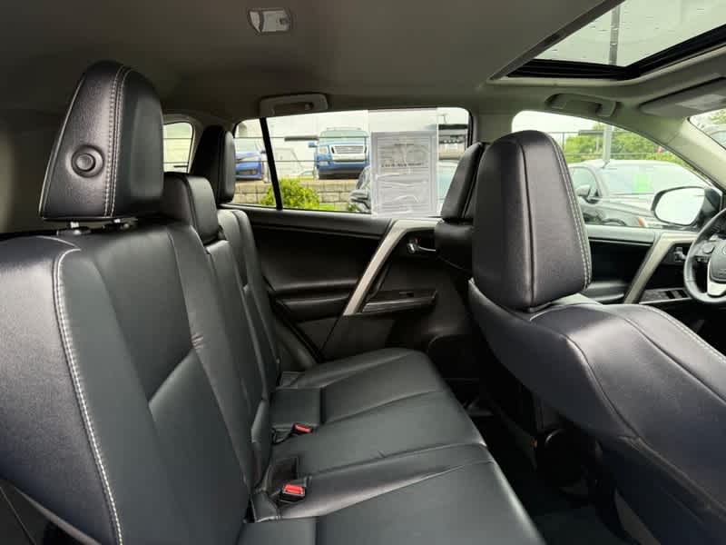 2017 Toyota RAV4 Platinum AWD