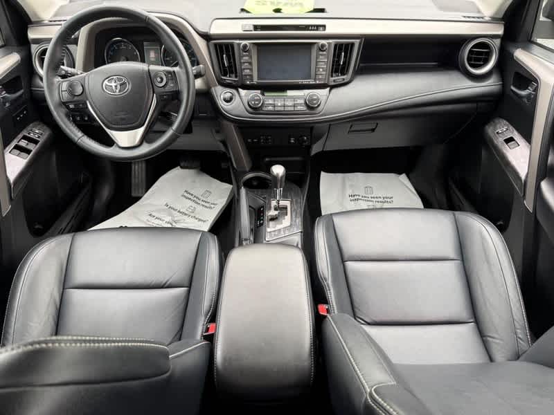 2017 Toyota RAV4 Platinum AWD