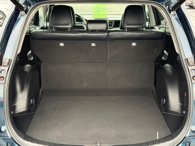 2017 Toyota RAV4 Platinum AWD