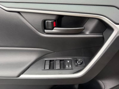 2025 Toyota RAV4 LE AWD