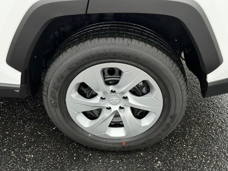 2025 Toyota RAV4 LE AWD