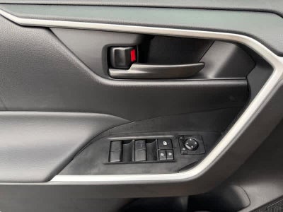 2025 Toyota RAV4 LE AWD