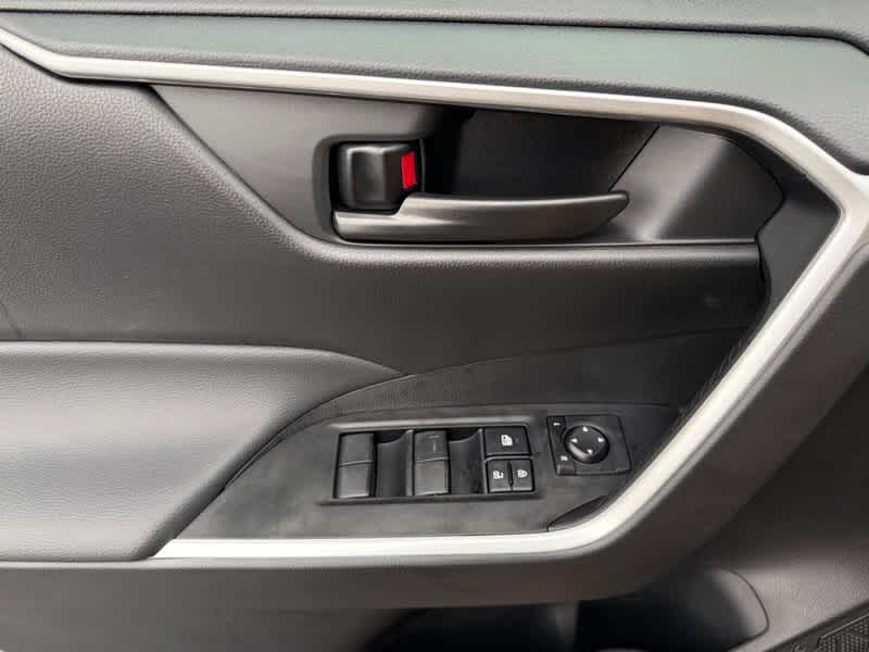 2025 Toyota RAV4 LE AWD