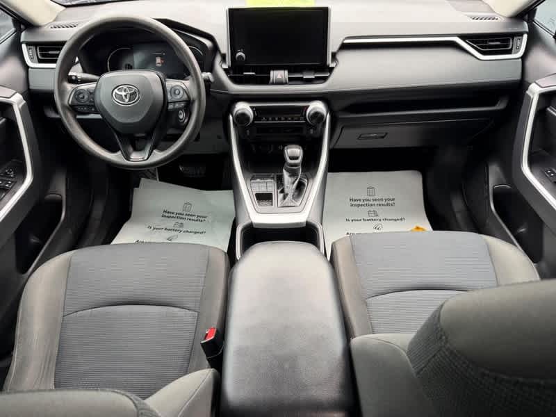 2023 Toyota RAV4 LE AWD