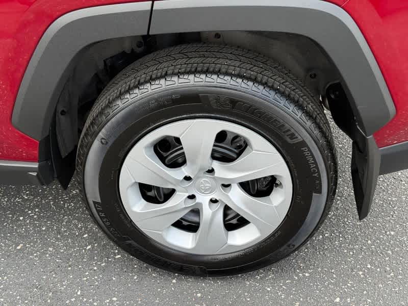 2025 Toyota RAV4 LE AWD