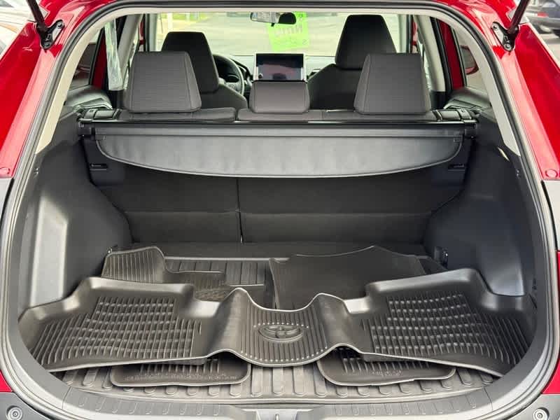 2025 Toyota RAV4 LE AWD