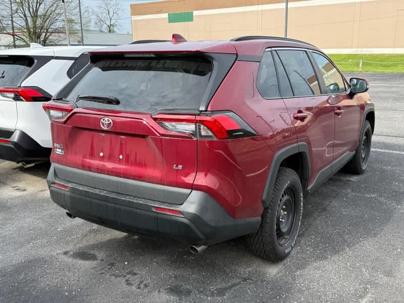 2020 Toyota RAV4 LE AWD