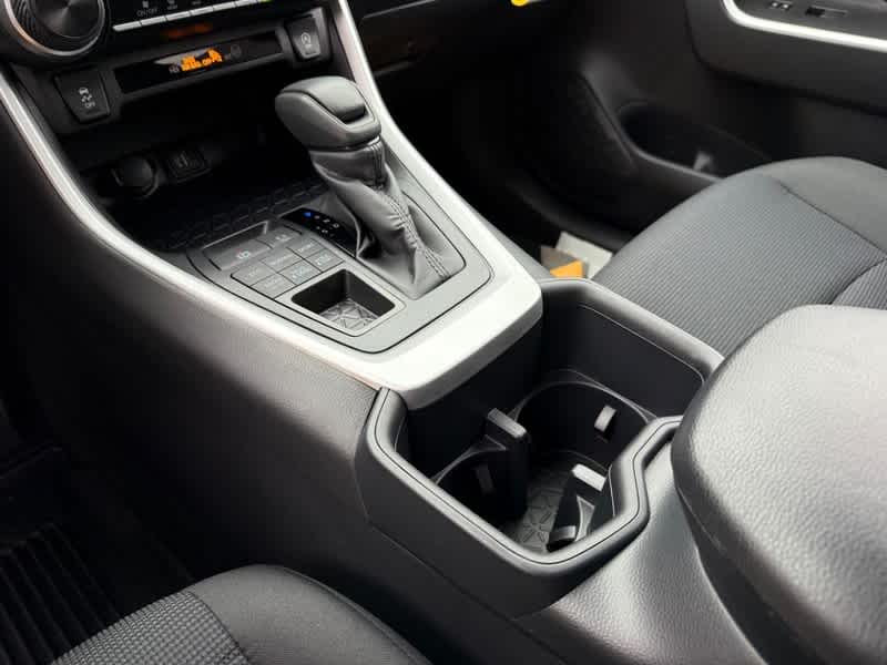 2025 Toyota RAV4 LE AWD