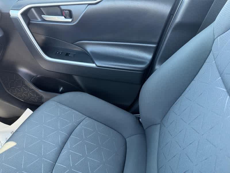 2024 Toyota RAV4 XLE AWD