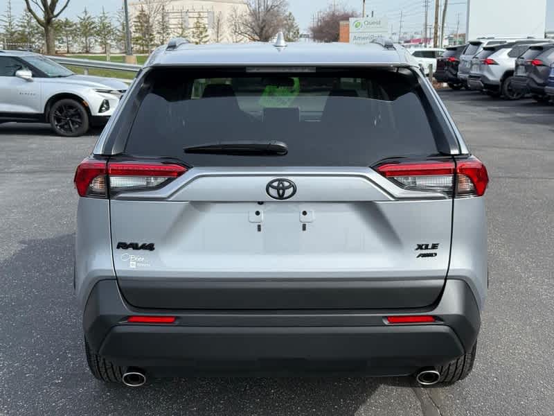 2025 Toyota RAV4 XLE AWD