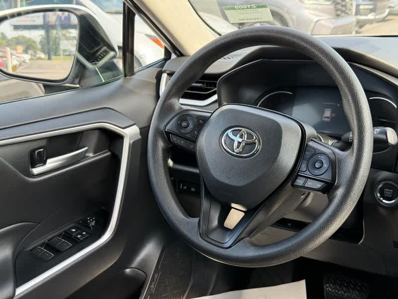 2025 Toyota RAV4 XLE AWD
