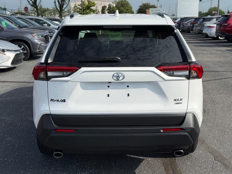 2025 Toyota RAV4 XLE AWD