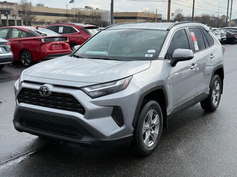 2025 Toyota RAV4 XLE AWD