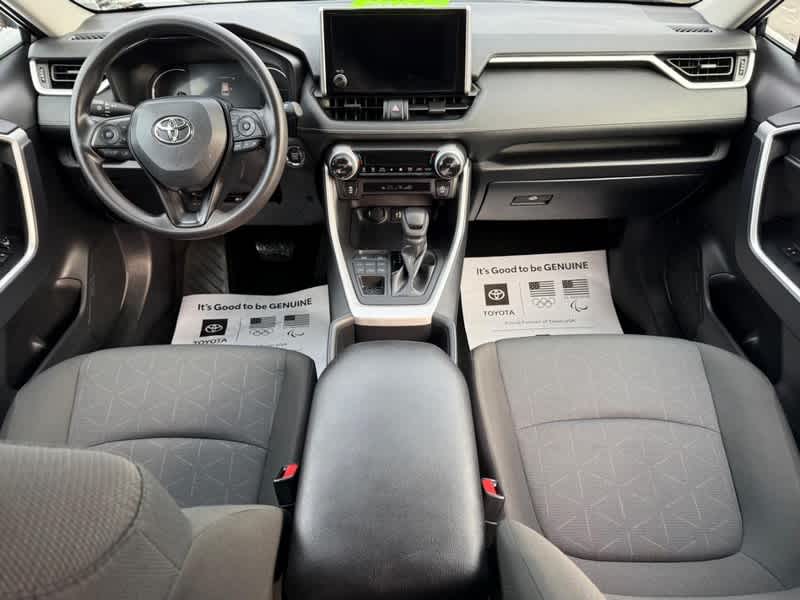 2025 Toyota RAV4 XLE AWD