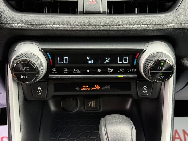 2025 Toyota RAV4 XLE AWD
