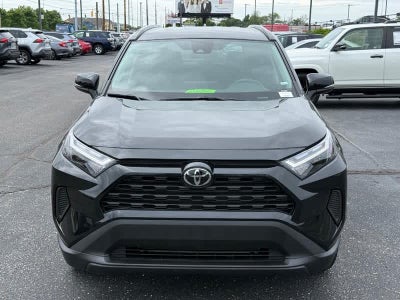 2025 Toyota RAV4 XLE AWD