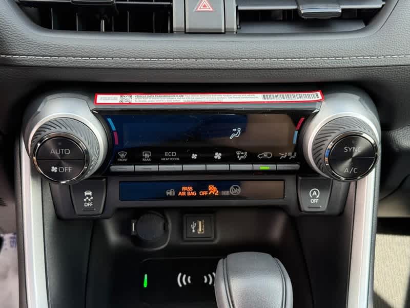 2025 Toyota RAV4 XLE AWD