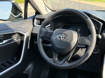 2025 Toyota RAV4 XLE AWD