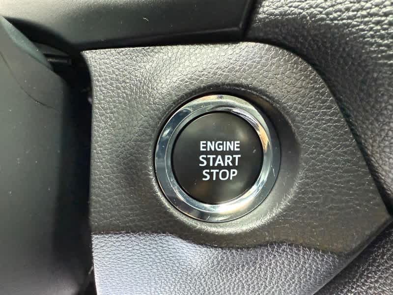 2025 Toyota RAV4 XLE AWD