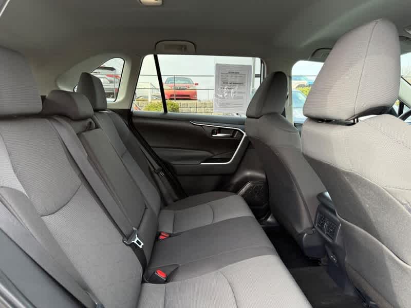 2025 Toyota RAV4 XLE AWD