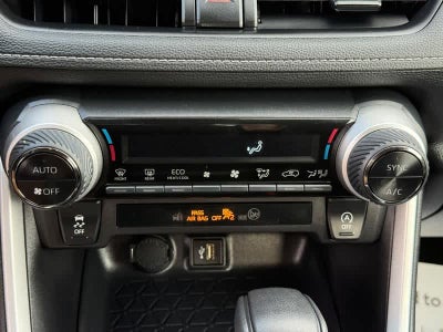 2025 Toyota RAV4 XLE AWD