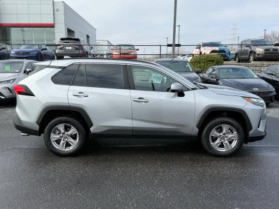 2025 Toyota RAV4 XLE AWD