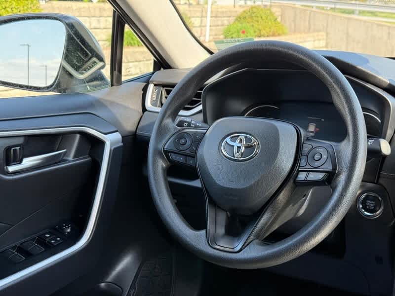 2025 Toyota RAV4 XLE AWD