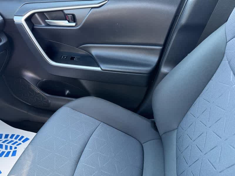 2025 Toyota RAV4 XLE AWD