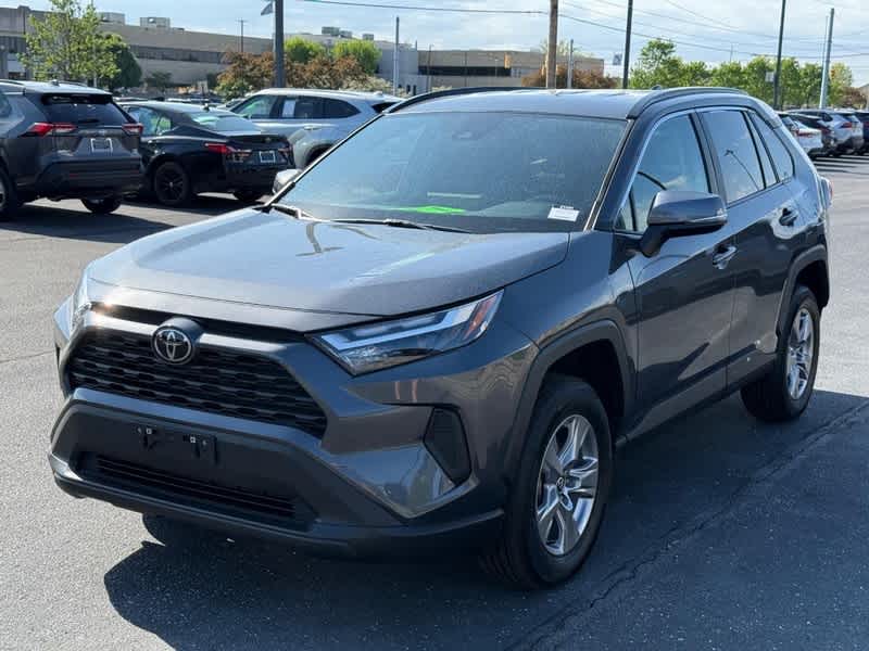 2025 Toyota RAV4 XLE AWD