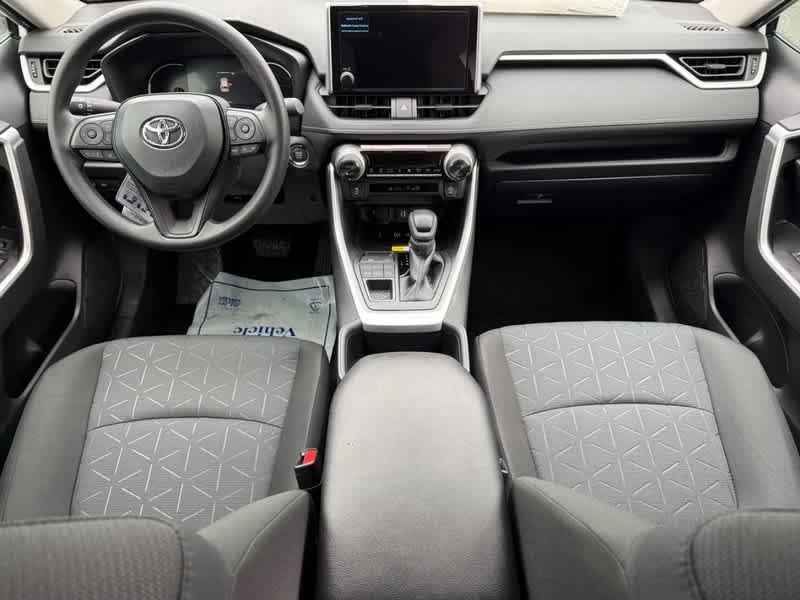 2025 Toyota RAV4 XLE AWD