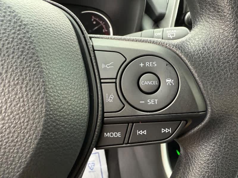 2025 Toyota RAV4 XLE AWD