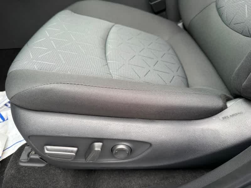 2025 Toyota RAV4 XLE AWD