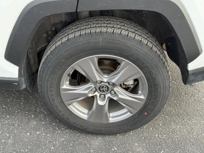 2025 Toyota RAV4 XLE AWD