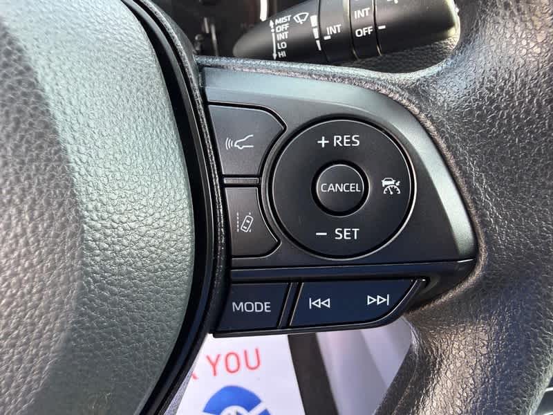 2025 Toyota RAV4 XLE AWD