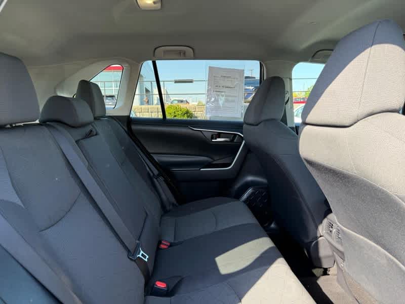 2024 Toyota RAV4 XLE AWD