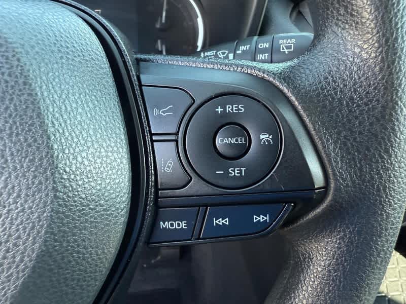 2024 Toyota RAV4 XLE AWD