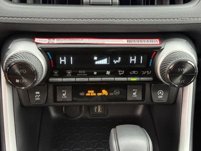 2025 Toyota RAV4 XLE AWD