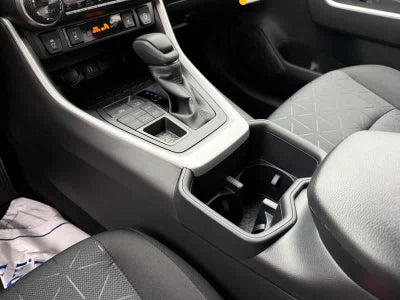 2025 Toyota RAV4 XLE AWD