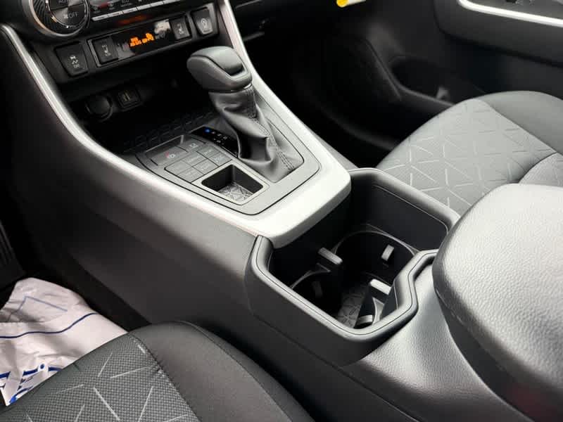 2025 Toyota RAV4 XLE AWD