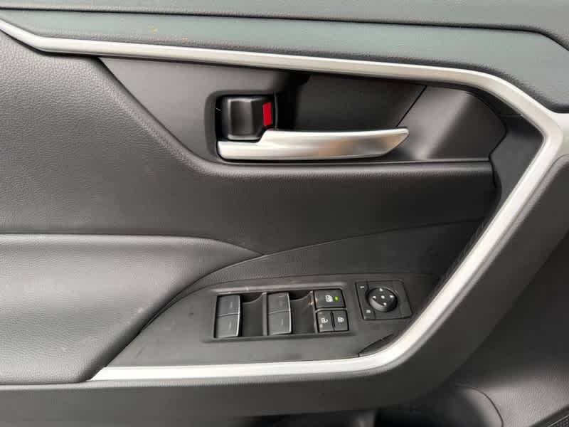 2025 Toyota RAV4 XLE AWD