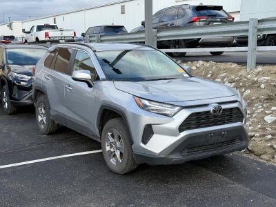 2025 Toyota RAV4 XLE AWD