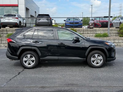 2025 Toyota RAV4 XLE AWD