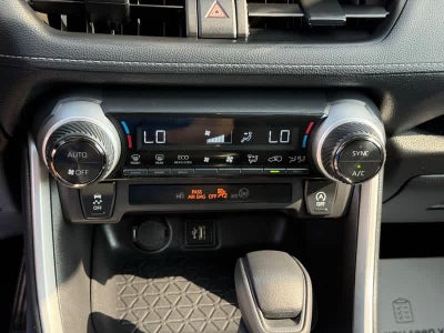 2025 Toyota RAV4 XLE AWD
