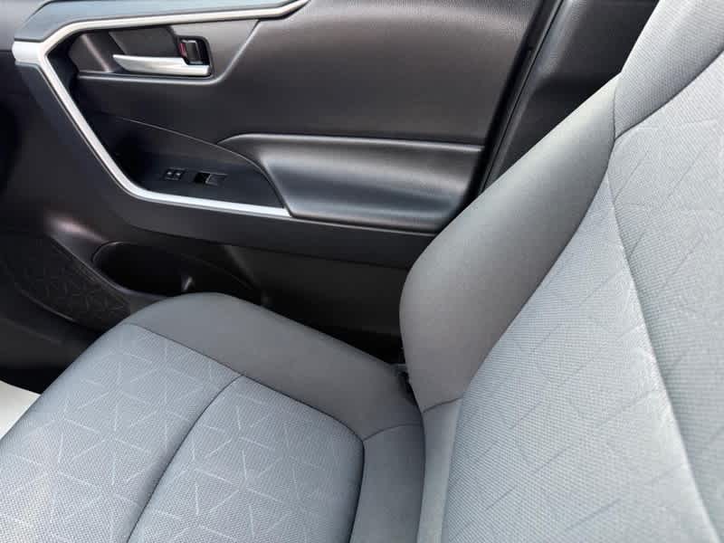 2025 Toyota RAV4 XLE AWD