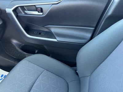 2025 Toyota RAV4 XLE AWD