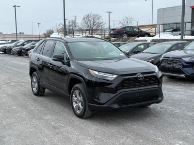 2025 Toyota RAV4 XLE AWD