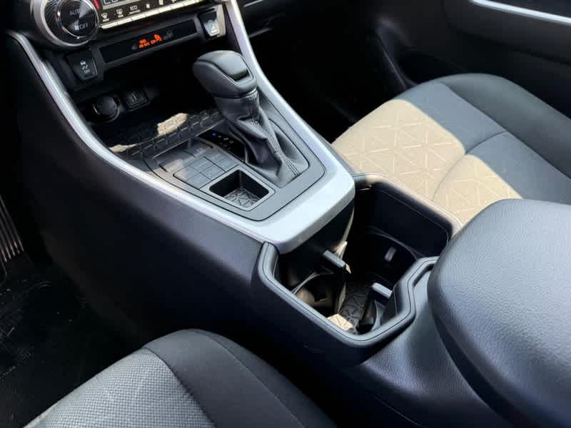2025 Toyota RAV4 XLE AWD